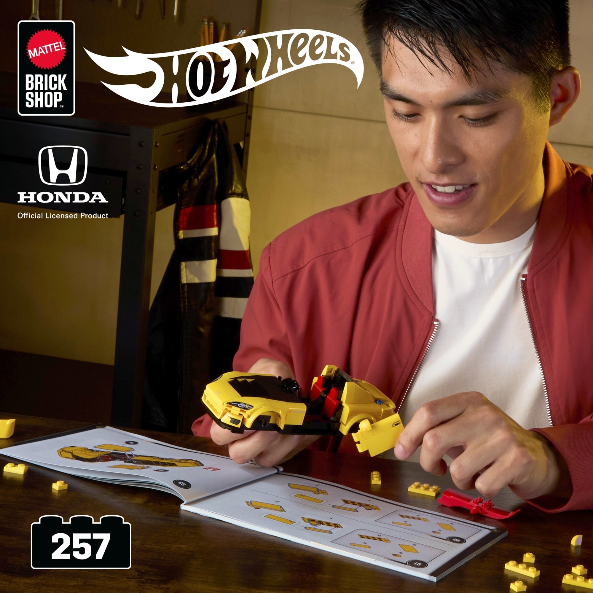 Mattel Brick Shop Hot Wheels ’07 Honda S2000 Building Toy Kit (257 Pieces), For Collectors