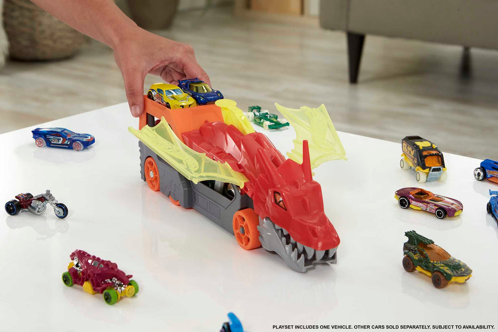 Hot Wheels City Dragon Launch Transporter, Spits Cars From Its Mouth, Gift For Kids 3 Years & Up